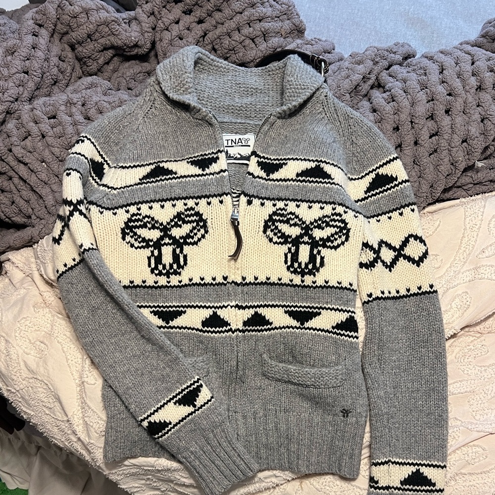 Y2K TNA Grey and Cream Zip-up Wool Sweater